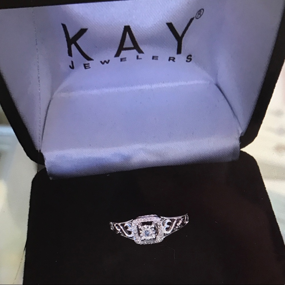 Diamond ring